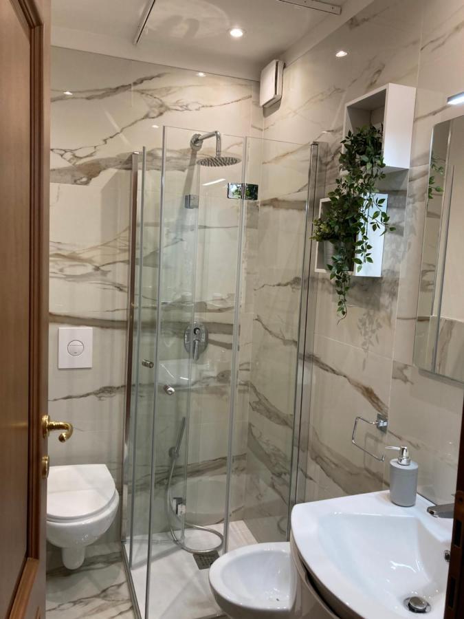 バーリCalefati House Possibilita Self Check In Dopo Le 22アパートメント エクステリア 写真