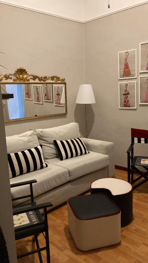 バーリCalefati House Possibilita Self Check In Dopo Le 22アパートメント エクステリア 写真