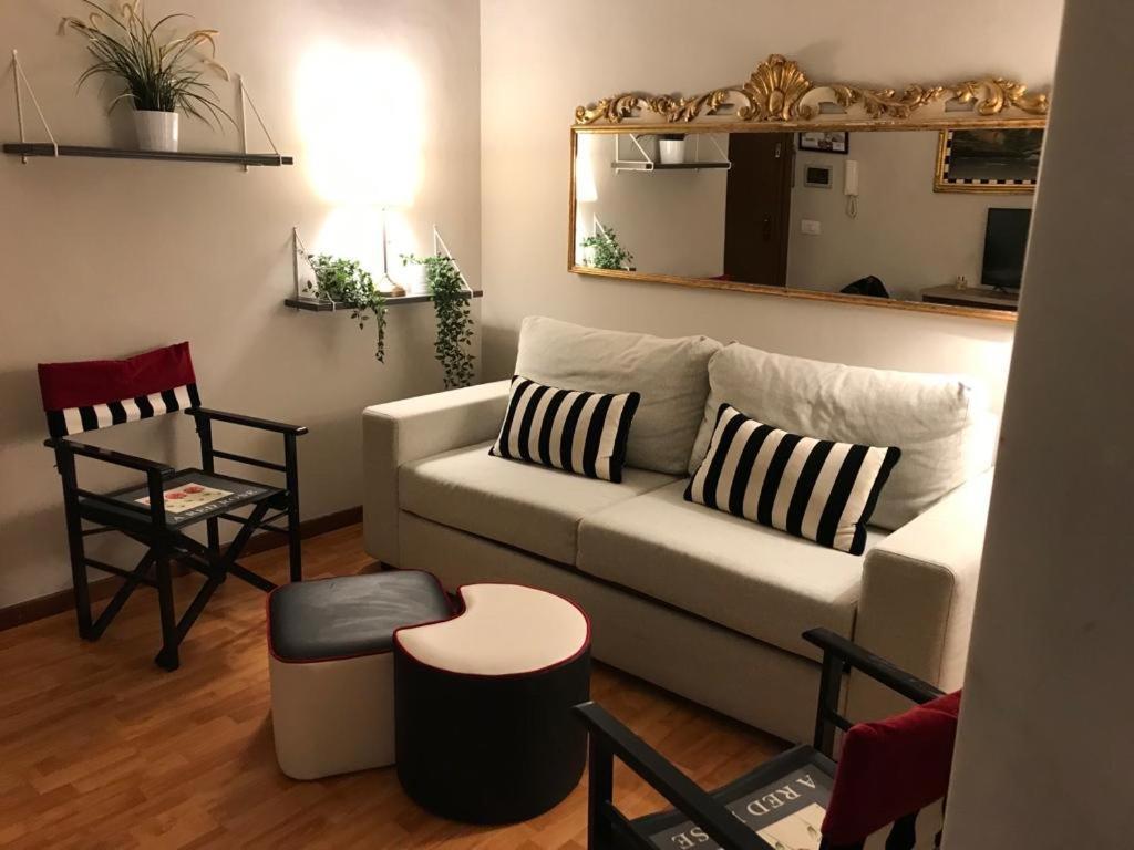 バーリCalefati House Possibilita Self Check In Dopo Le 22アパートメント エクステリア 写真